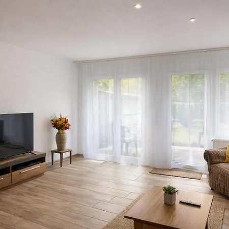 Haus Mammut - Geraeumiges Luxus Apartment Hueckelhoven